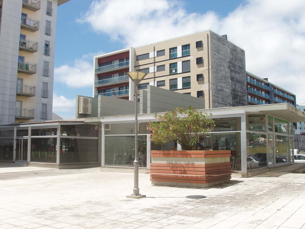 Apartment T3 In Downtown With Sea View Ponta Delgada  Room photo